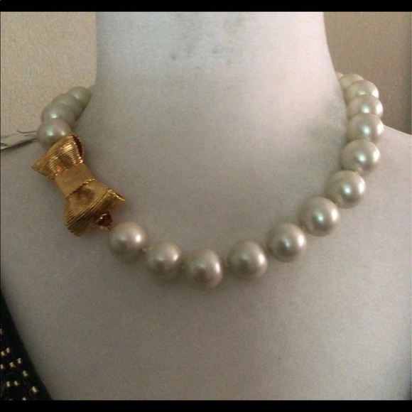 SOLD. Kate spade ♠️ Pearl/Golden Necklace NWT. SOLD. - Picture 7 of 16